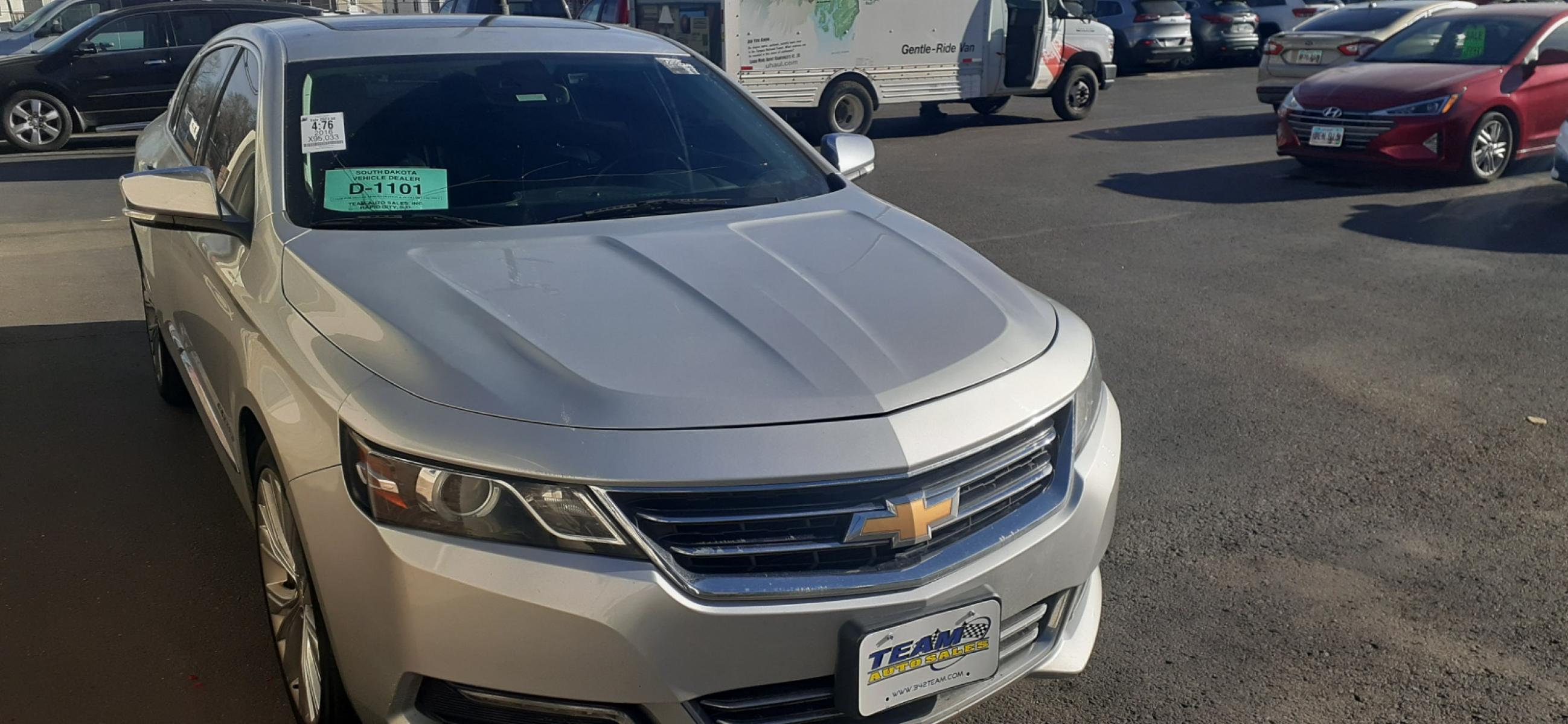 2016 Chevrolet Impala LTZ (1G1145S35GU) with an 3.6L V6 DOHC 24V engine, 6A transmission, located at 2015 Cambell Street, Rapid City, SD, 57701, (605) 342-8326, 44.066433, -103.191772 - CARFAX AVAILALBE - Photo #4